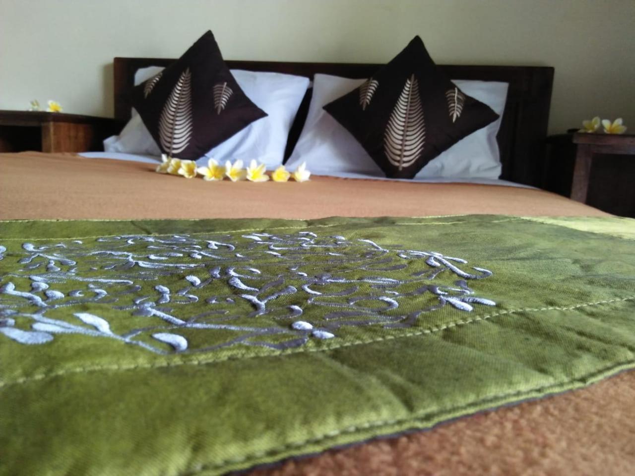 ウブド Lionk Bali House Bed & Breakfast エクステリア 写真