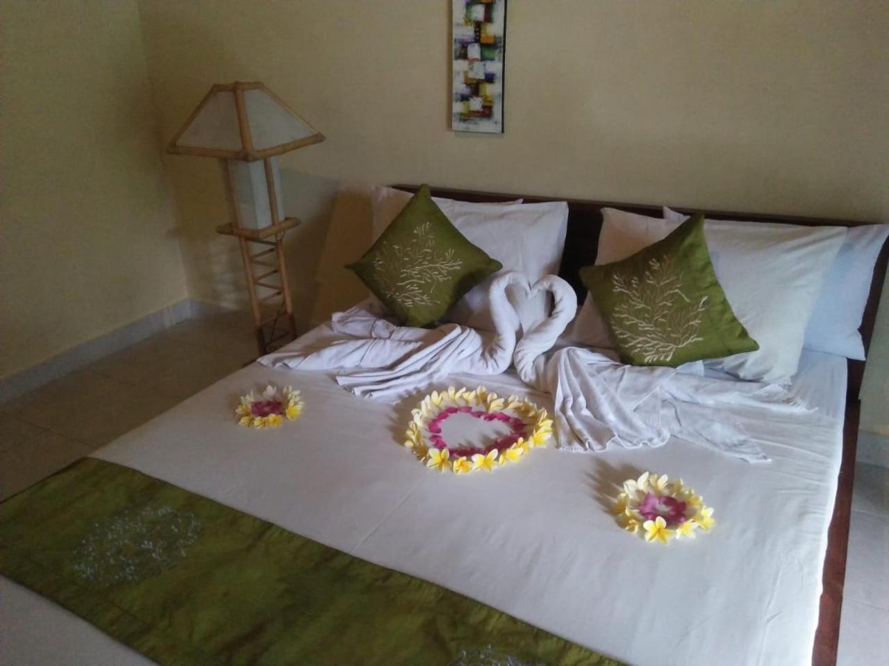 ウブド Lionk Bali House Bed & Breakfast エクステリア 写真