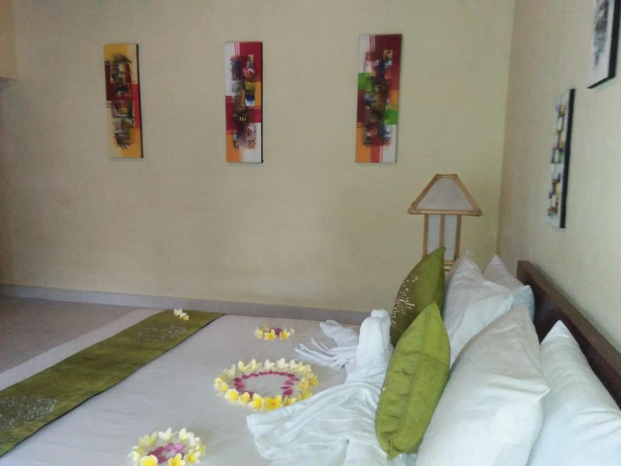 ウブド Lionk Bali House Bed & Breakfast エクステリア 写真